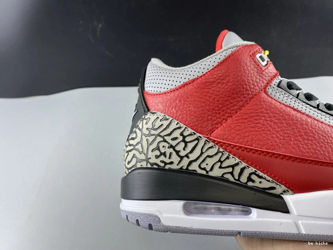 Rep -600 jordan fire red retro ck5692 se 3 air unite 0430